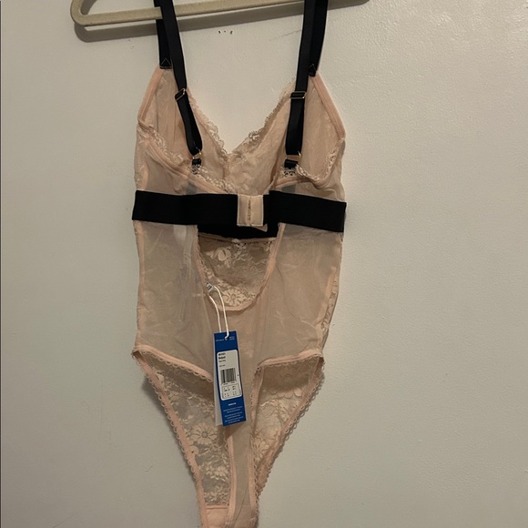 NWT Adidas Women's Lace Chemise - Cream and Black- size small - Picture 4 of 6